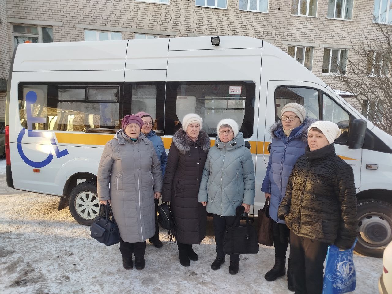 26 февраля на обследования доставлено 7 граждан пожилого возраста из д.Ершово