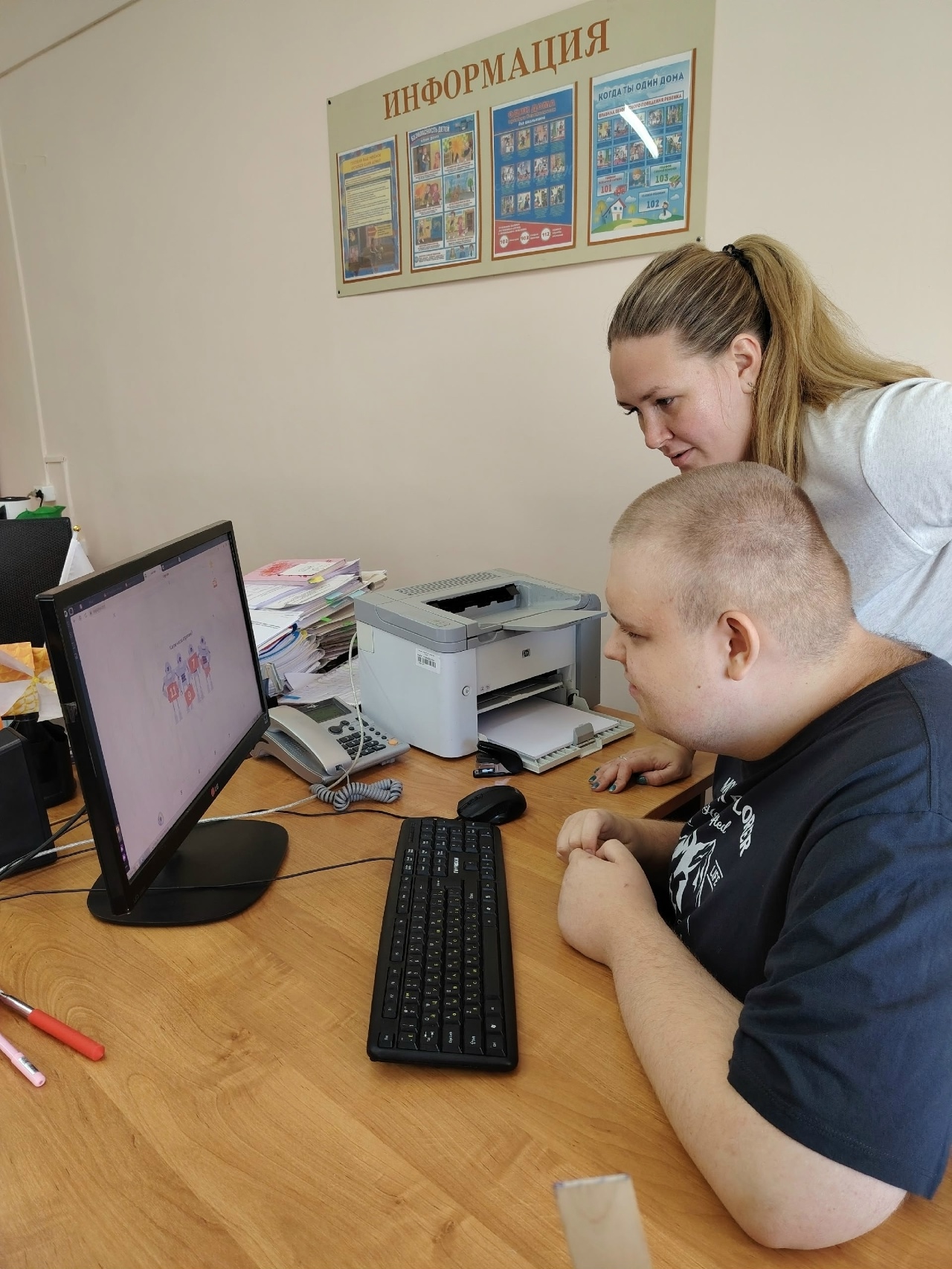 Реабилитационная служба комплексного центра продолжает работу (15.08.2025)