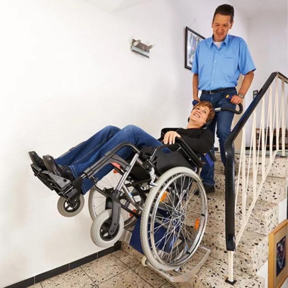 Надёжные помощники: Лестничный шагающий подъёмник для инвалидной коляски ПУМА-УНИ-130