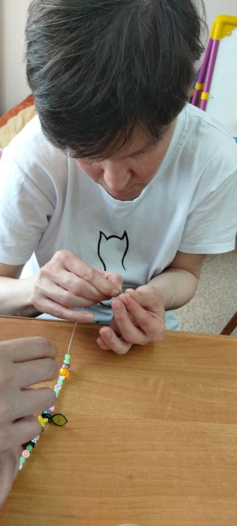 Продолжает работу реабилитационная служба комплексного центра.