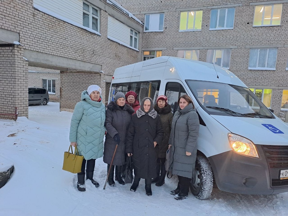 13 декабря 2023 года осуществлена доставка 5 граждан из Угольского сельского поселения (с.Любомирово)