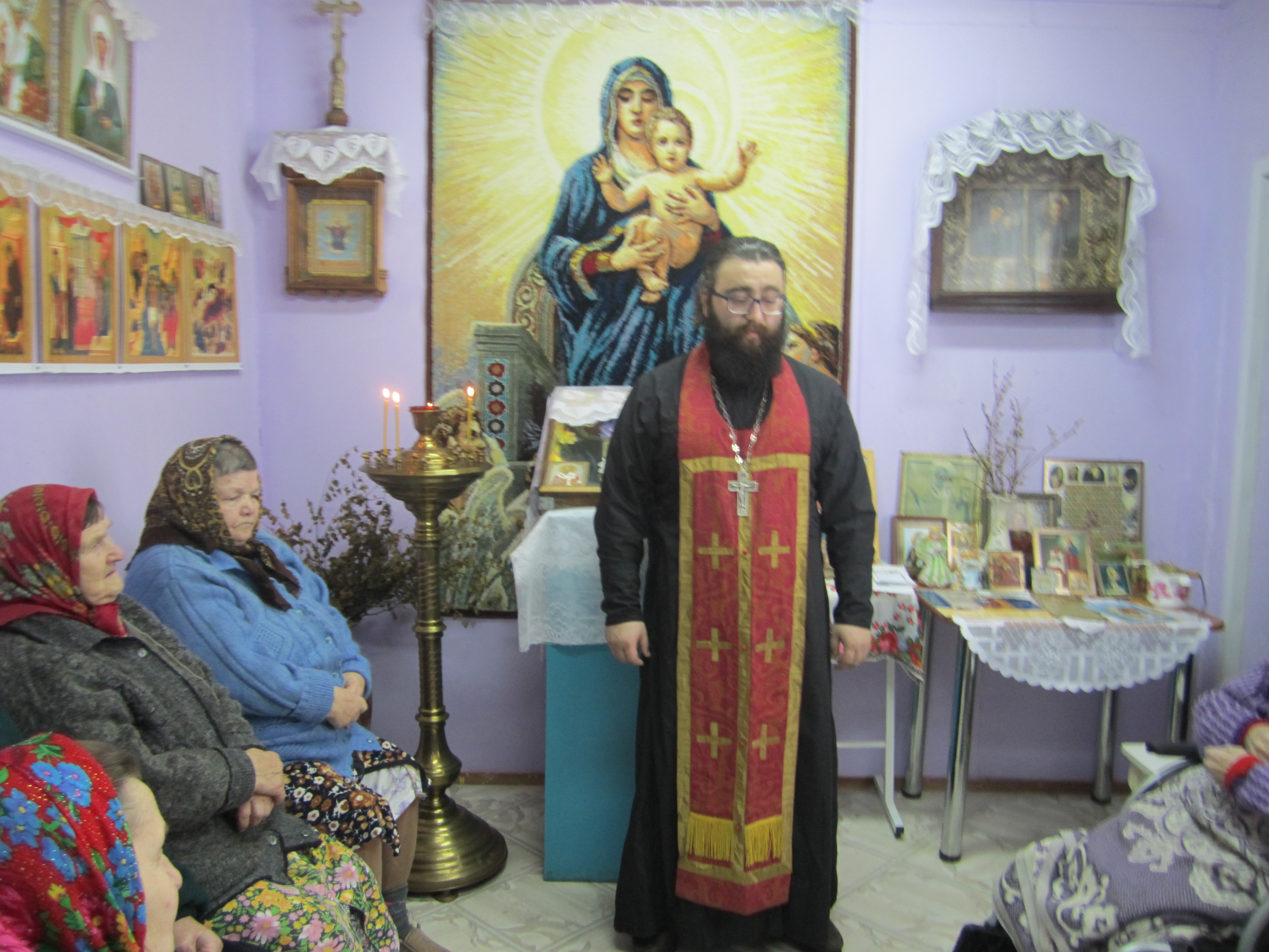 Молебен для граждан пожилого возраста и инвалидов.