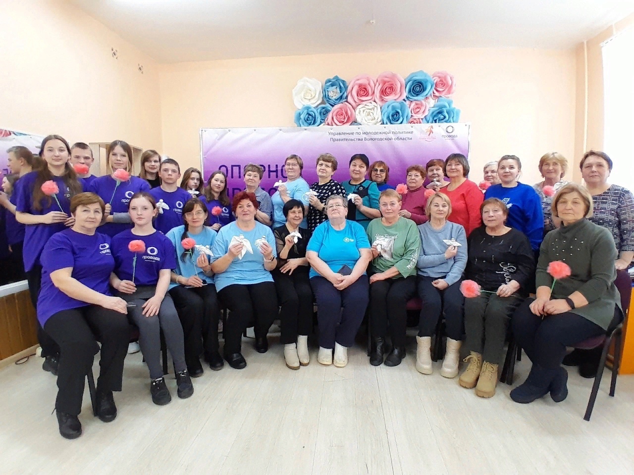 Связь поколений - "серебряные" волонтеры и юные добровольцы