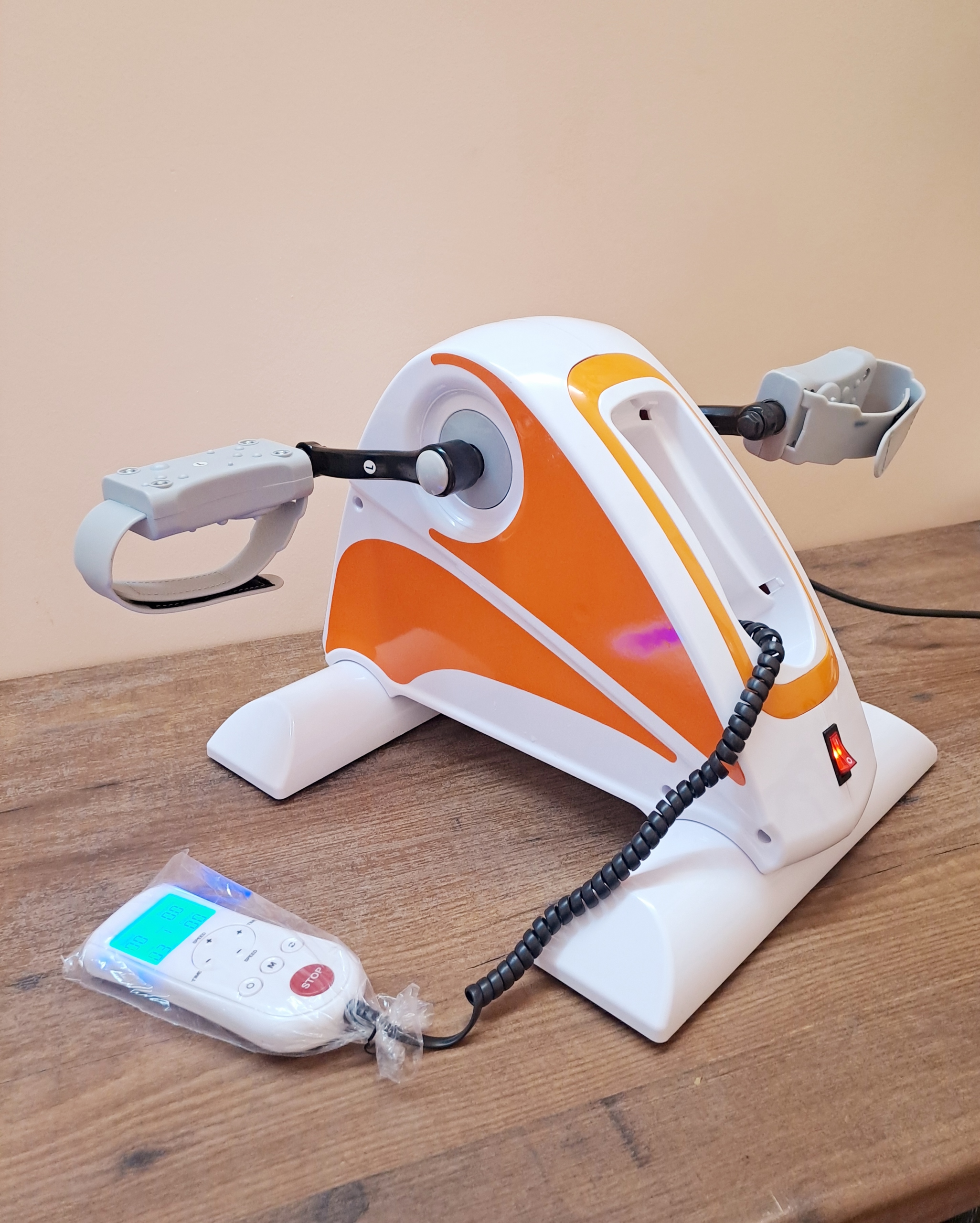 Велотренажер для восстановления опорно-двигательного аппарата