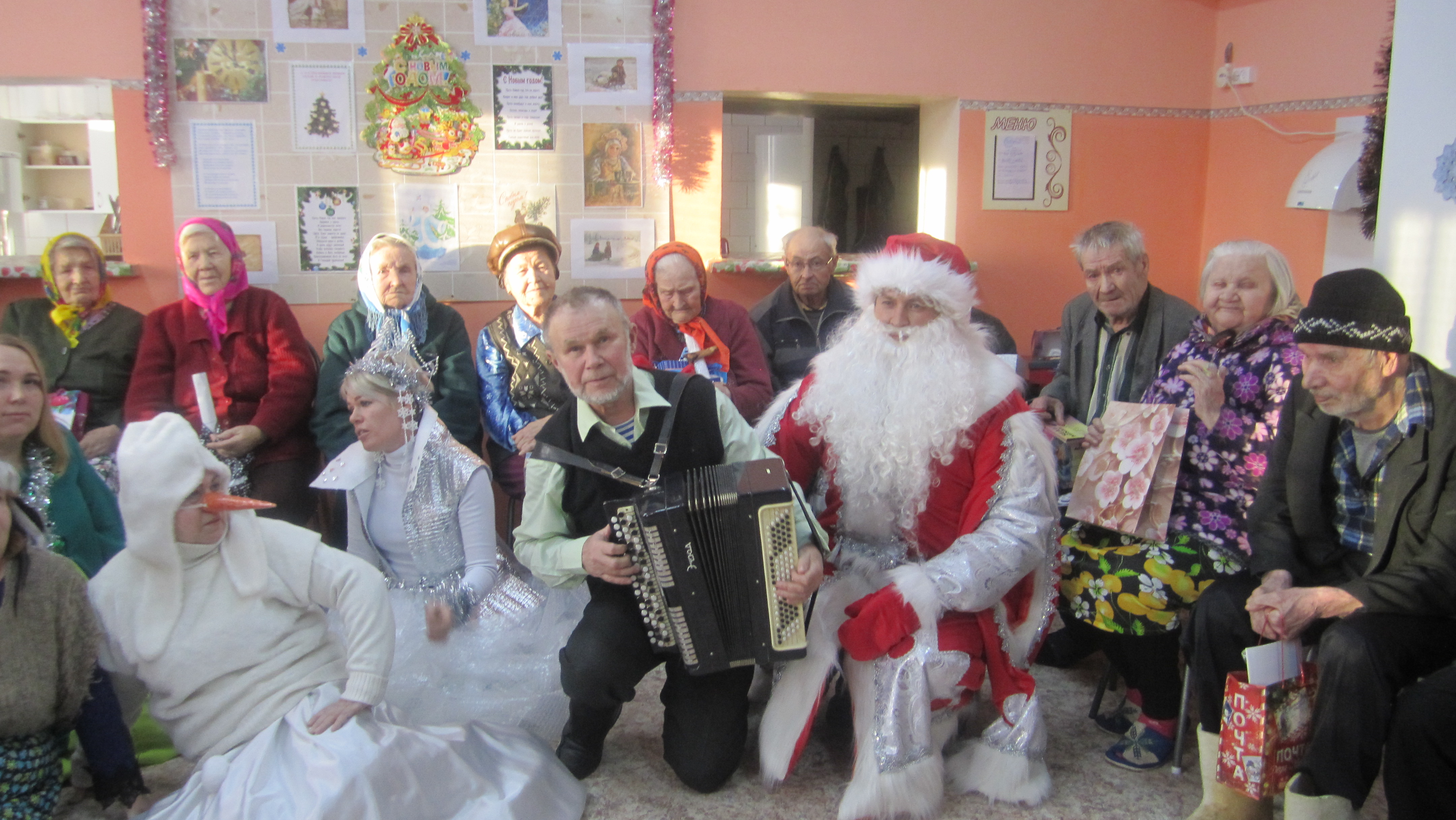 Новый  Год  для  пожилых  людей -  пора  исполнений желаний…