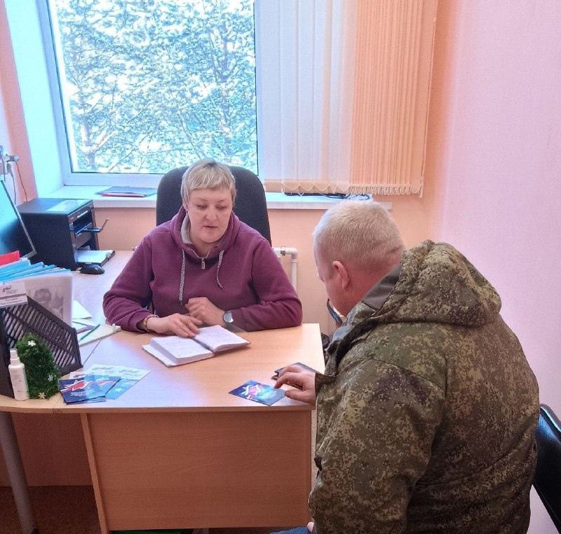 В филиале фонда «Защитники Отечества» помогают всем